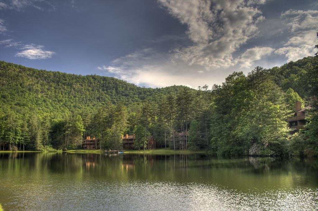 Foxhunt At Sapphire Valley Екстериор снимка